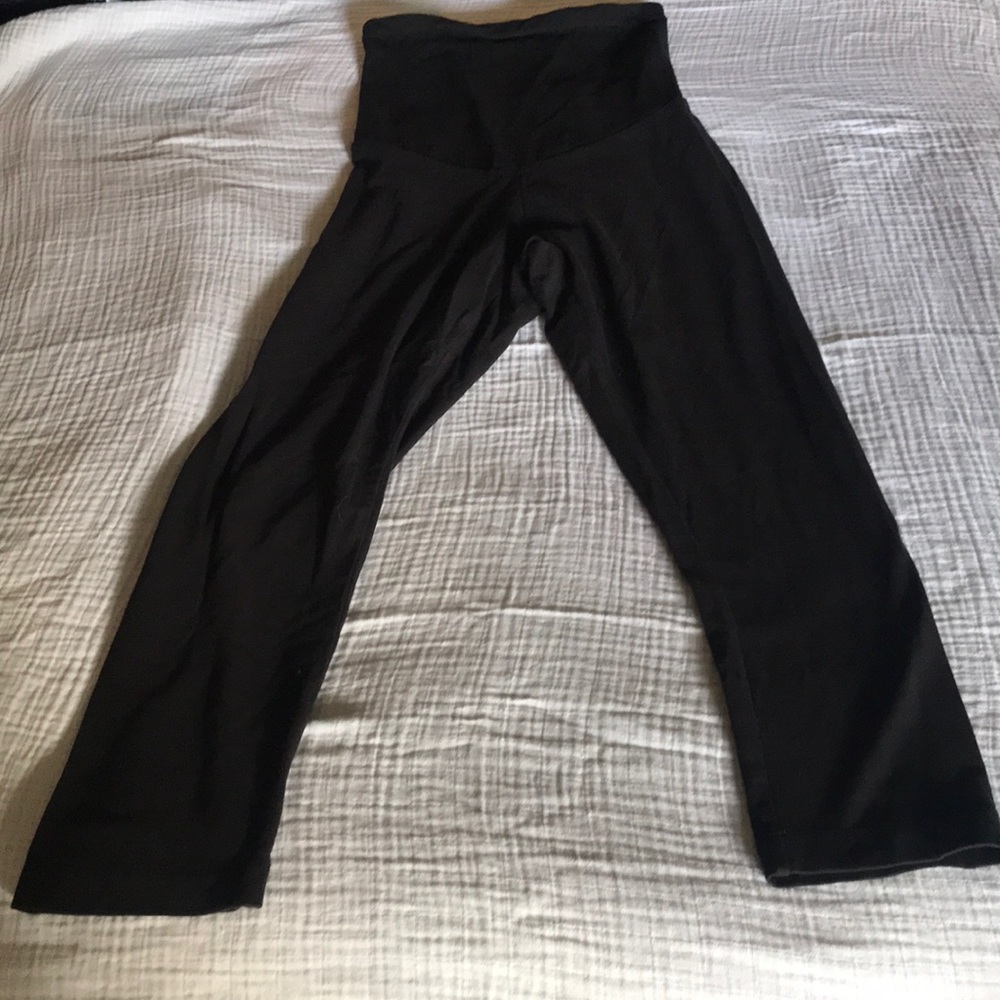 Black leggings from Motherhood maternity